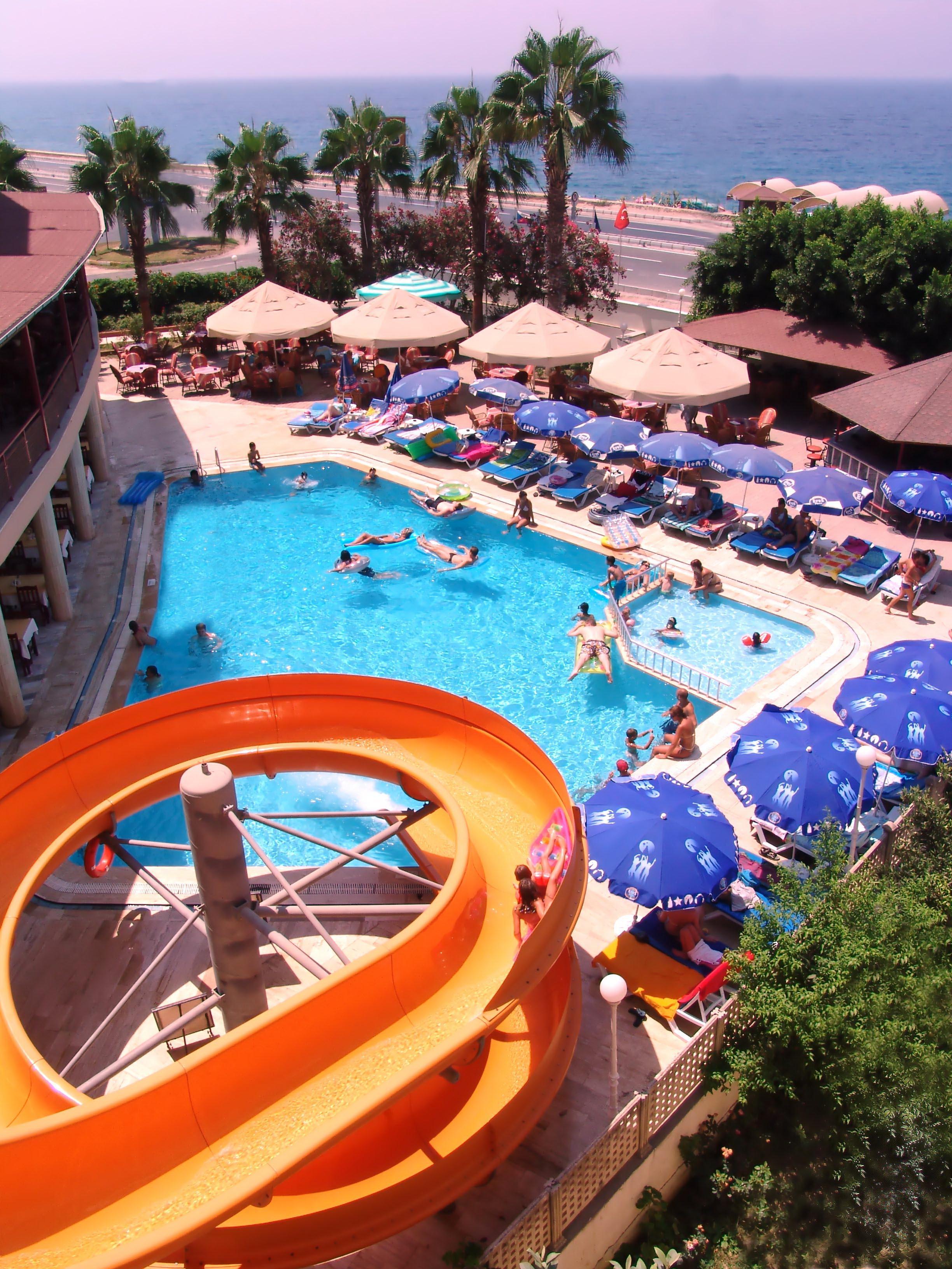 מהמוטלר Doris Aytur Hotel מראה חיצוני תמונה