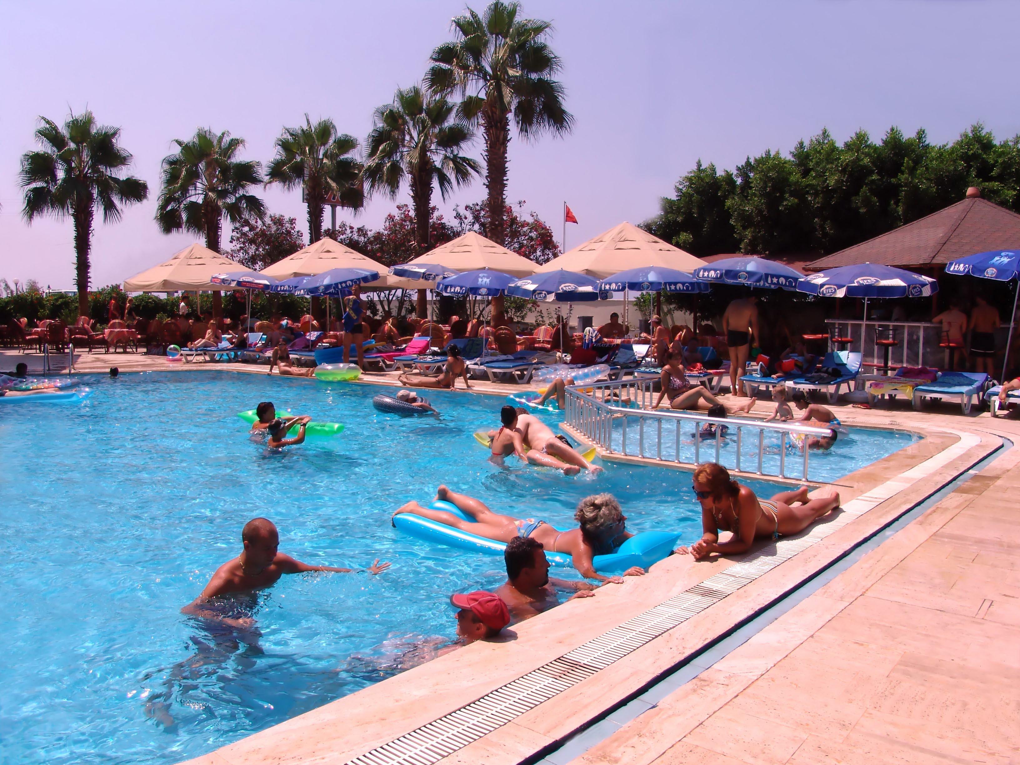 מהמוטלר Doris Aytur Hotel מראה חיצוני תמונה