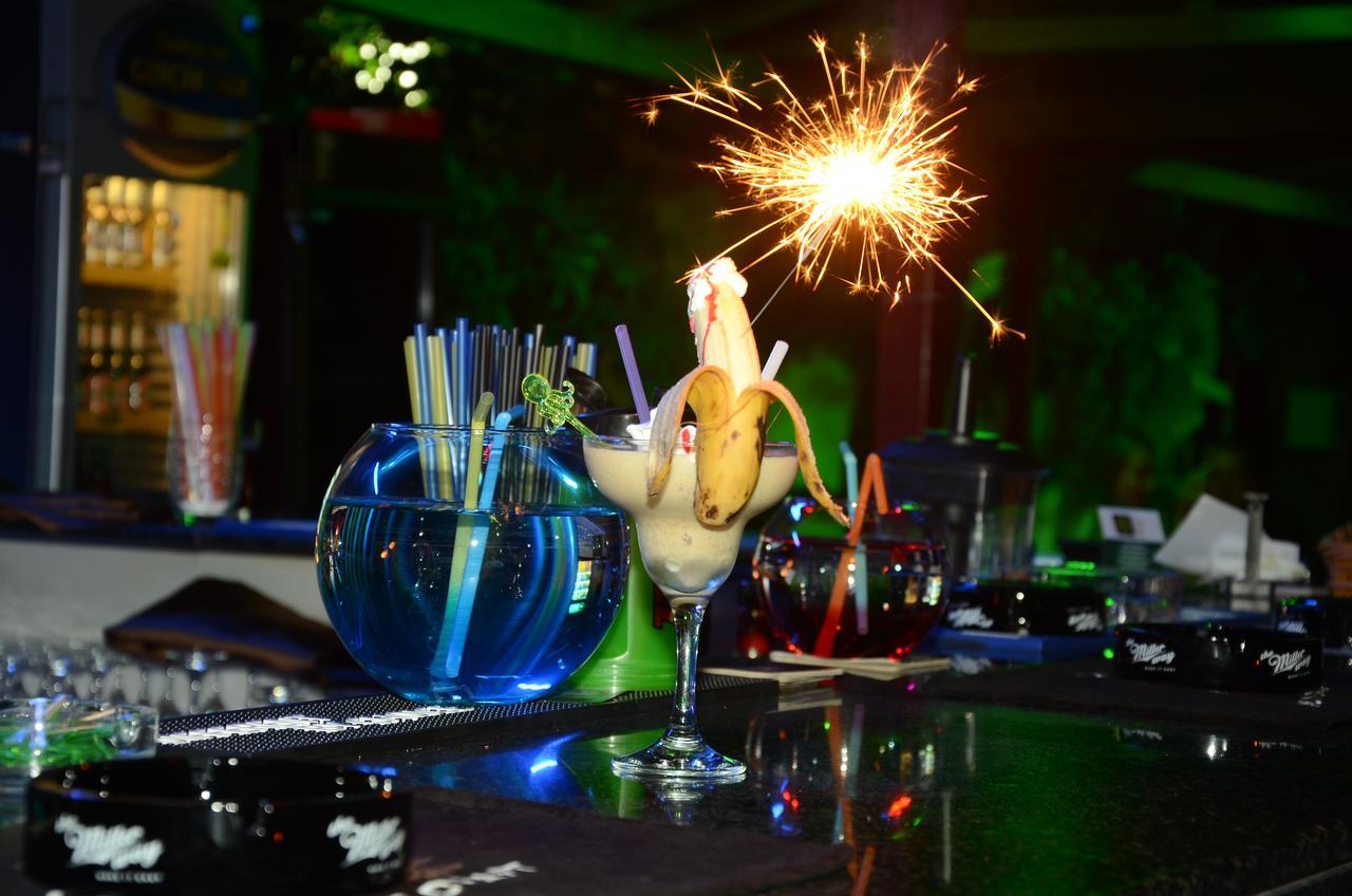 מהמוטלר Doris Aytur Hotel מראה חיצוני תמונה